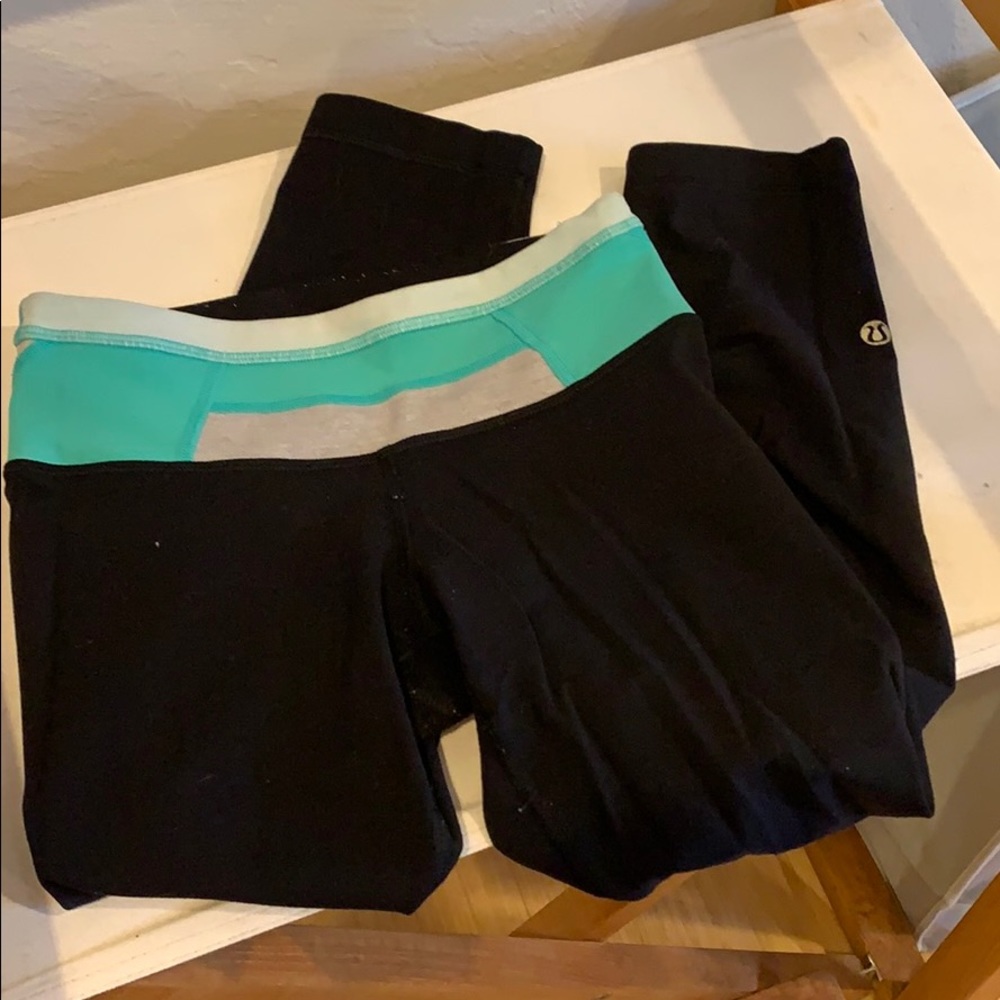 Lululemon Cropped Wunder Under Leggings